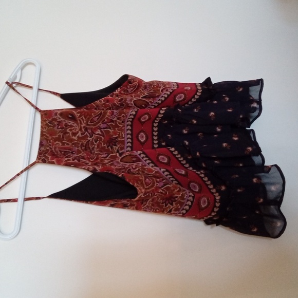 Patrons of Peace Ruffled Boho Tank Blouse - Picture 9 of 12